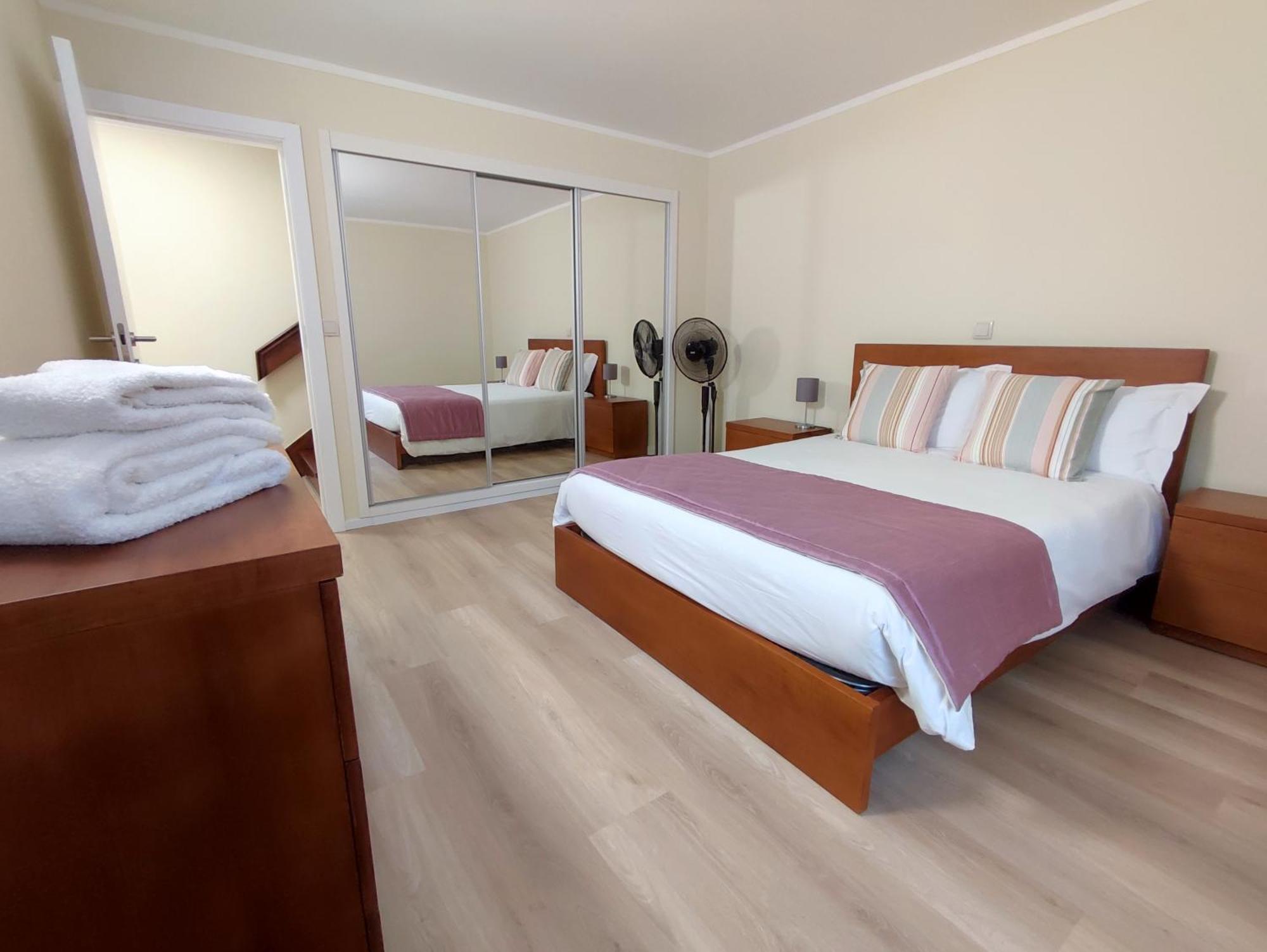 Milly'S House Apartment Еспосенде Екстериор снимка